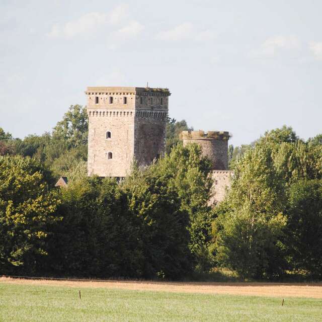 Circuit autour du château de Seraing-le-Château