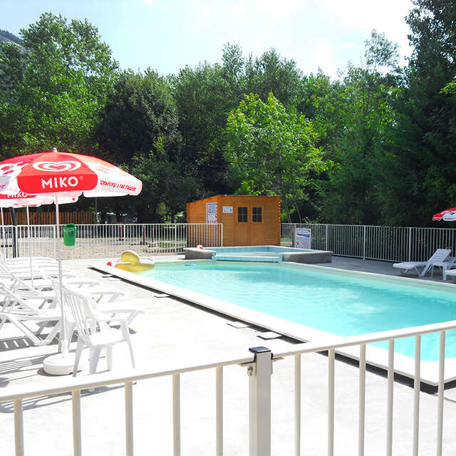 CAMPING LE CLOS DES PEUPLIERS