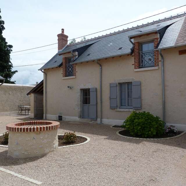 La Cour Carrée - Gîte de Charme "Le Pressoir"