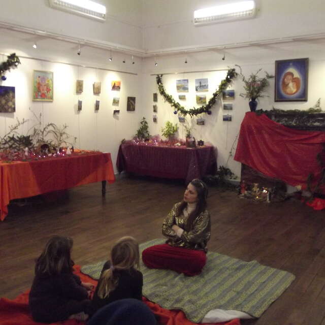 Solange Nunney, peintre, céramiste, bijoux celtiques