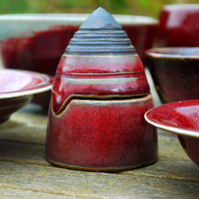 Sarah Mesnay, Atelier de modelage, poterie et céramique