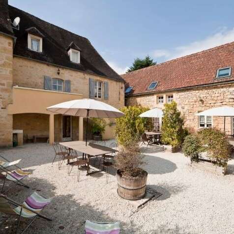 Grand gîte  30 pers proche de Sarlat