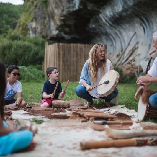 Atelier musique des origines - Châteaux en fête