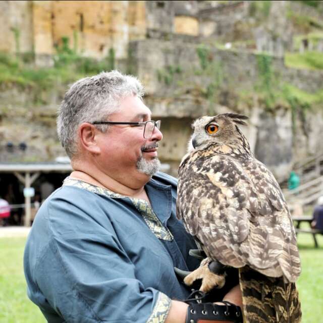 Présentation de la fauconnerie, les us et coutumes - Châteaux en fête