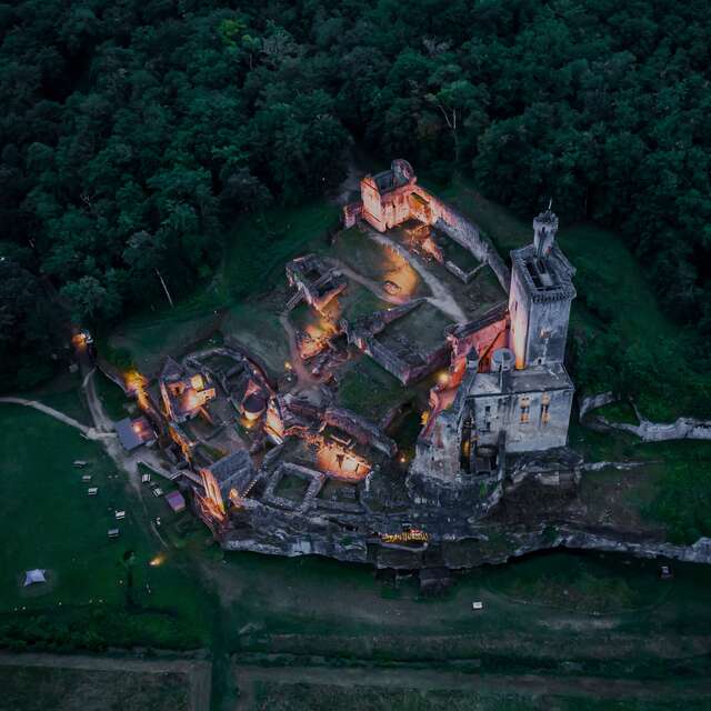 Les Nuits de l'Elfe à Commarque - Visite contée