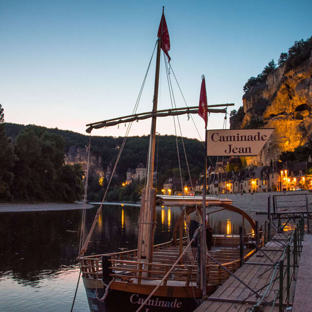 Fête votive avec feux d'artifice à La Roque Gageac