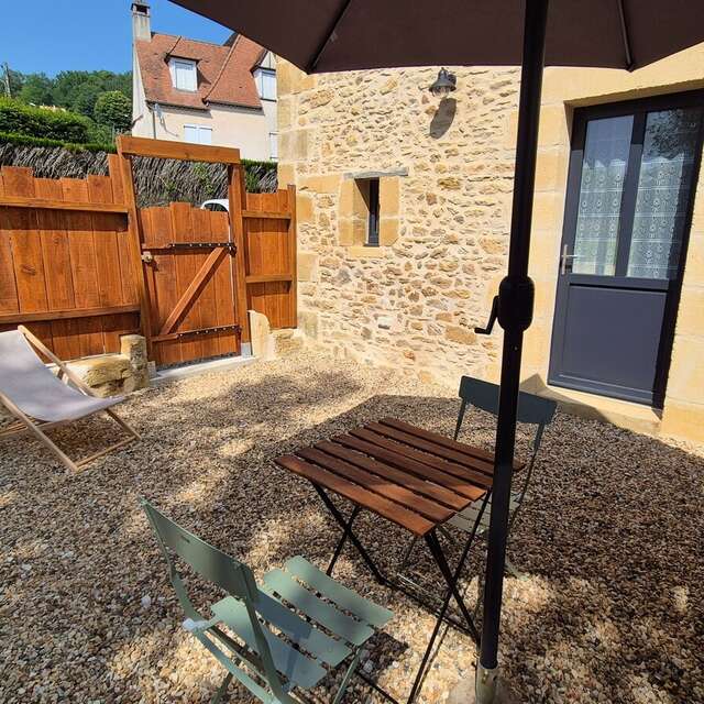 Le Petit Prince, cocon de charme climatisé à Sarlat