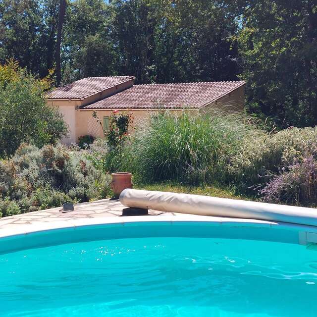 Tranquilou avec piscine proche de Sarlat