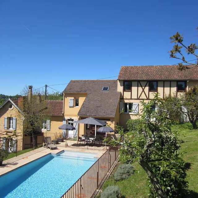 Les Bruyeres maison climatisée piscine chauffée