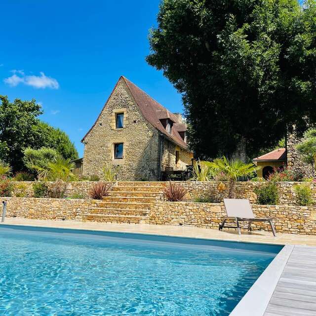 Les Rozières climatisée piscine proche de Sarlat