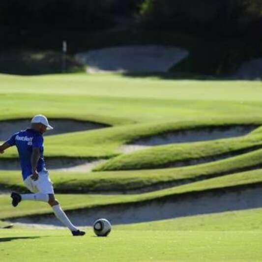 Initiation au footgolf à Siorac