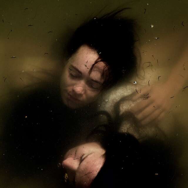 Expo : Corps en eau par Dawa SALFATI