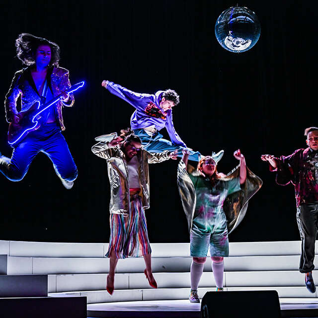 PERSONNE N’EST ENSEMBLE SAUF MOI