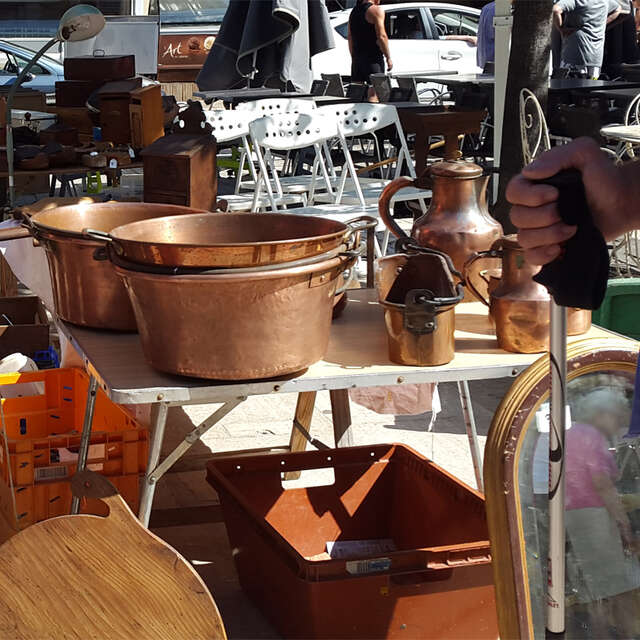 PUCES / VIDE GRENIER