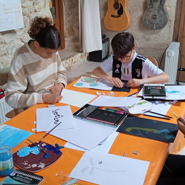 Atelier enfant - Création d'un bâton porte-bonheur par Valérie Cochereau