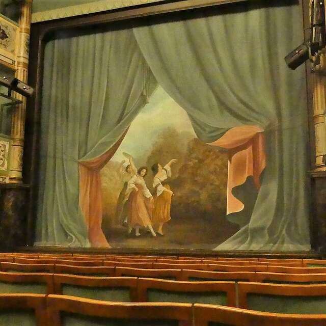 Visite guidée du théâtre de la halle au blé - La Flèche