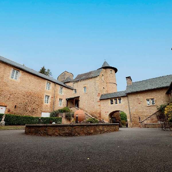 Château de Fontanges (hôtel)
