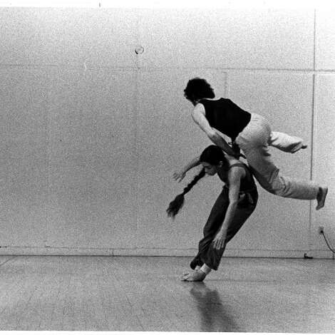 Conférence - Contact Improvisation – Une Danse de la Relation
