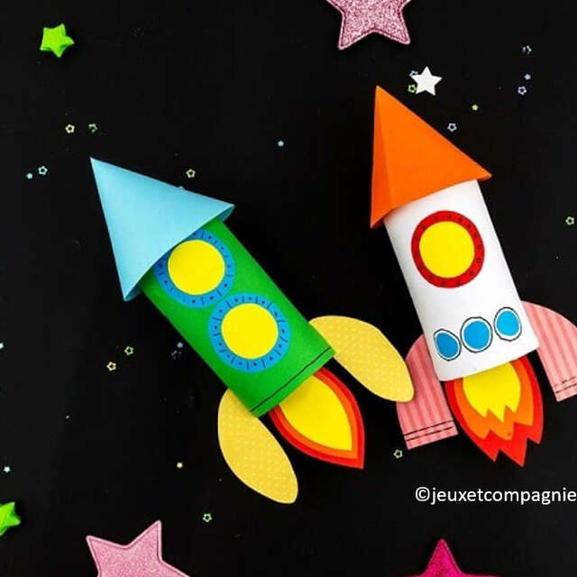 Cap sur Mars ! Atelier "fusée en papier"