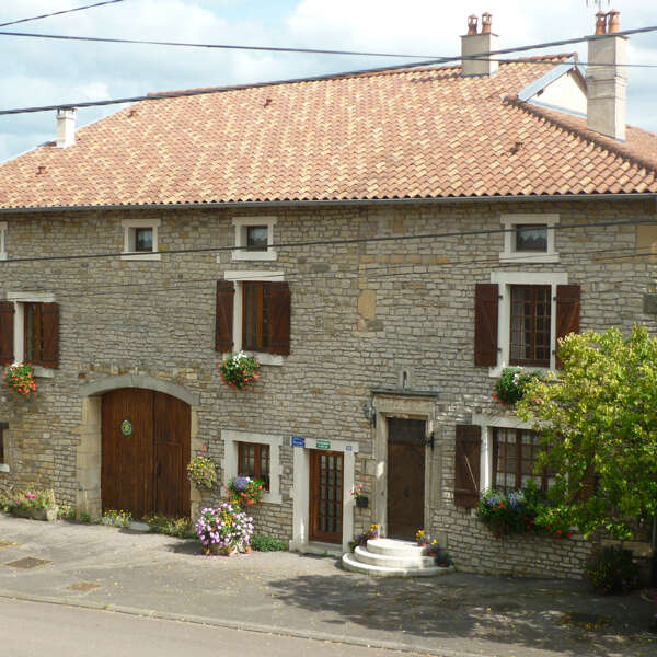 CHAMBRE D'HOTES - CHEZ MARIE-JO
