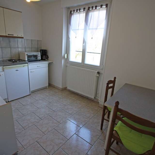 Meublé mathieu michèle - bleuets 1er étage