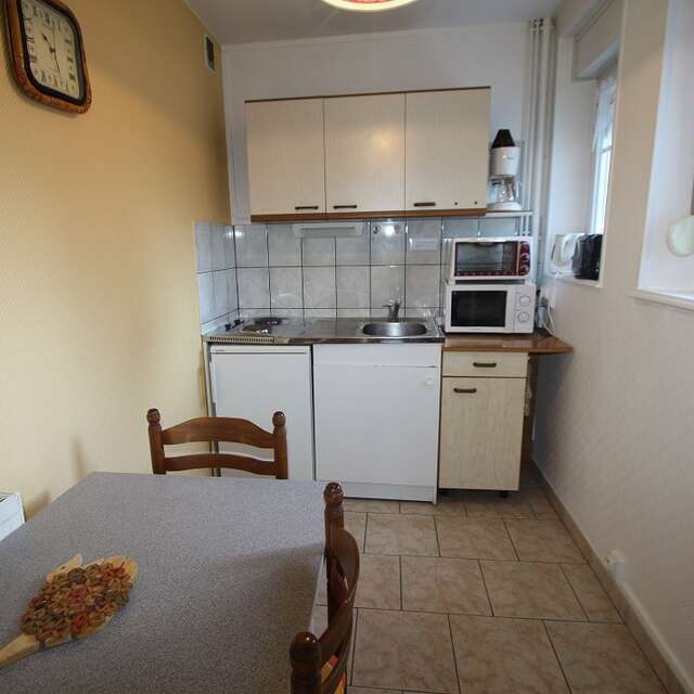 Meublé mathieu michèle - myosotis rdc