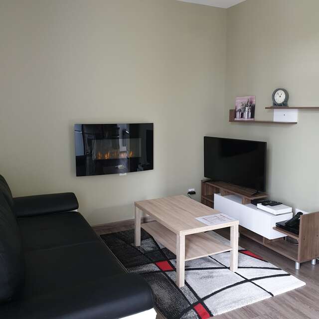 Meublé sci clairs chênes f2 gauche