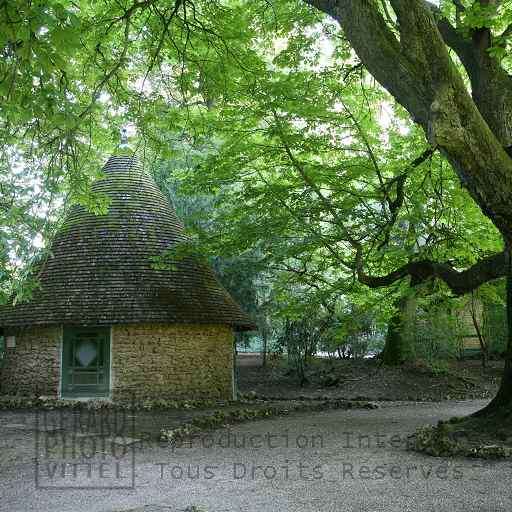 PAVILLON DES DEMOISELLES
