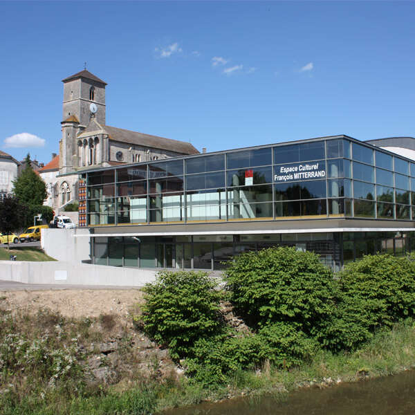 Le Trait d'Union -  espace culturel François Mitterrand