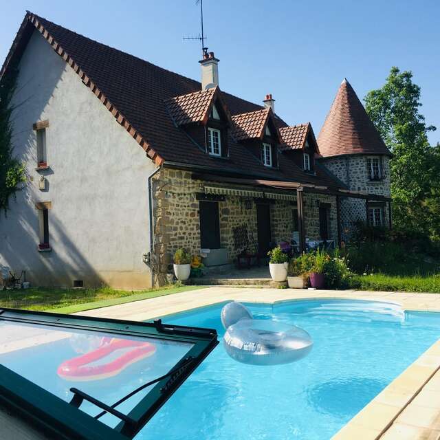 DES DAUGES