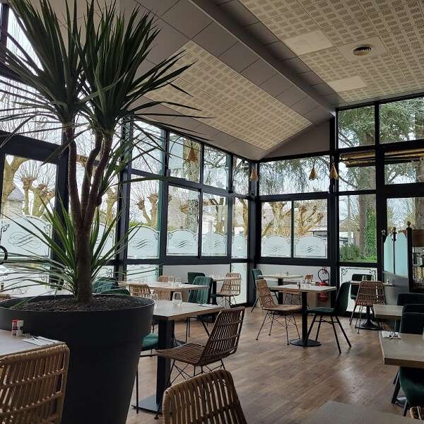Brasserie Le Jules Verne