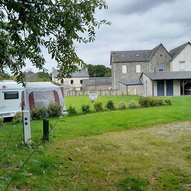 Aire d'accueil du camping municipal