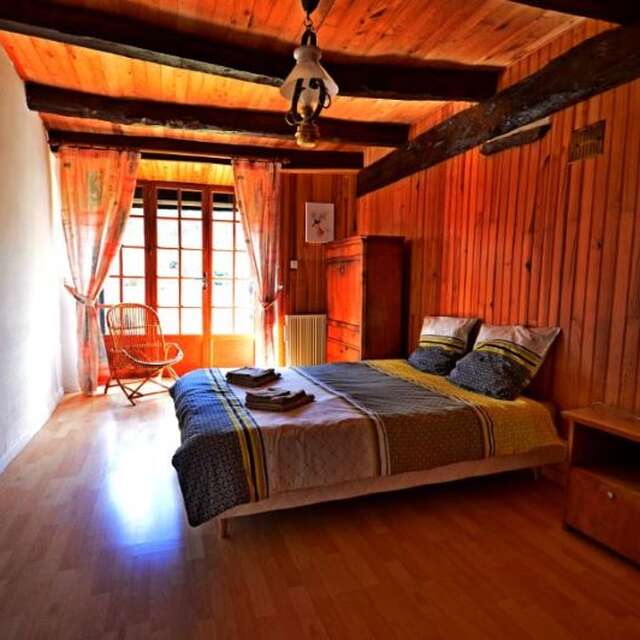 Gîtes Maringotte (11 et 14 pers.)