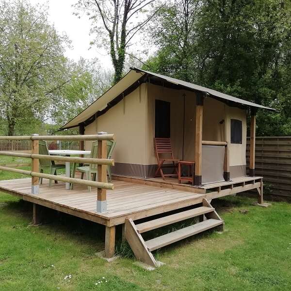 La tente Lodge du Domaine du Roc