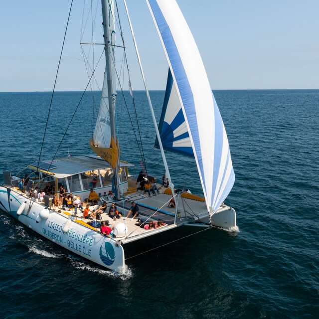 Iliens, la Navette qui met les Voiles - Traversées maritimes