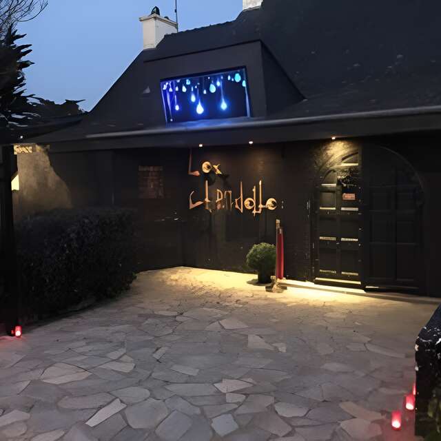 Les Chandelles