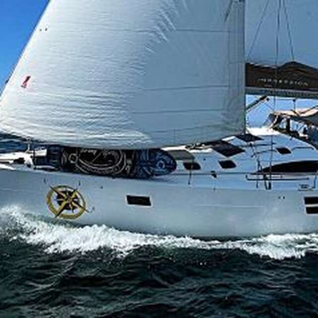 VIP Croisières - Croisière en voilier avec skipper