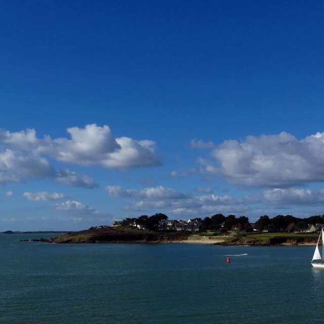 Appartement 3 pièces à la mer en rez de jardin