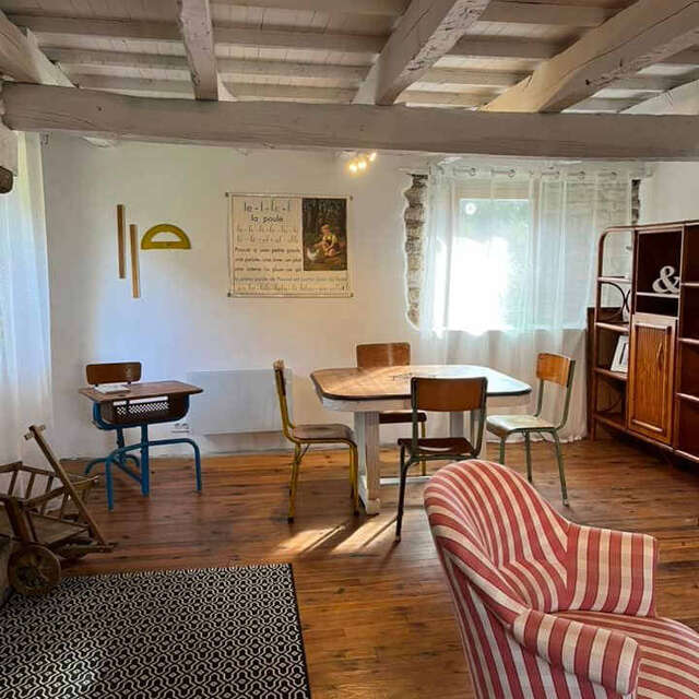 Ô Petit Manoir - L'école de Joséphine