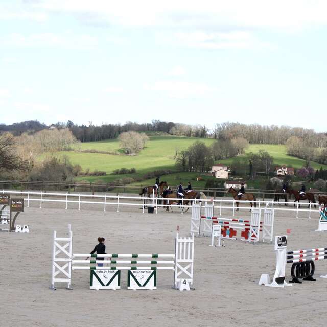 Concours de Sauts d'Obstacles à Moncontour