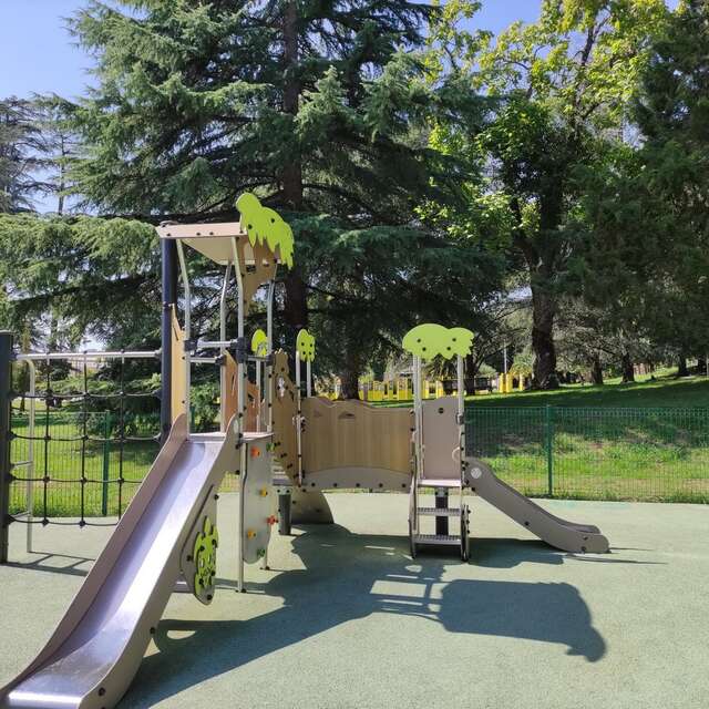 Aire de jeux - Stade Tissié