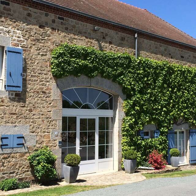 Location 'Le Pré des Vergnes' de M. LAMBERT