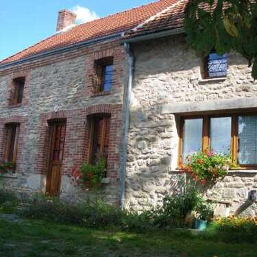 La Maison Rouge - 4 /8 pers - Gîte Accueil Paysan