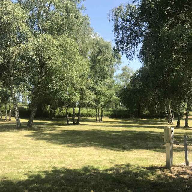 Aire Naturelle Camping des Treilles