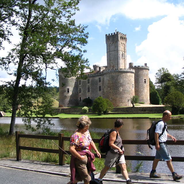Sentier marche nordique Montbrun