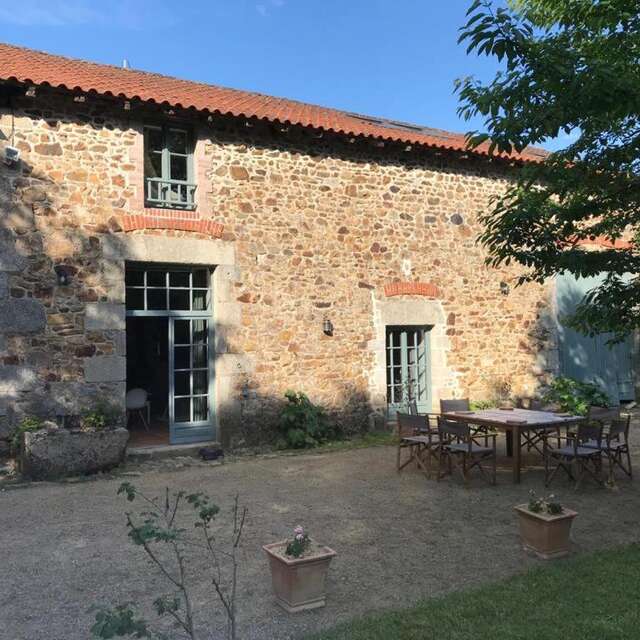 Les Ecuries du chateau Rieux