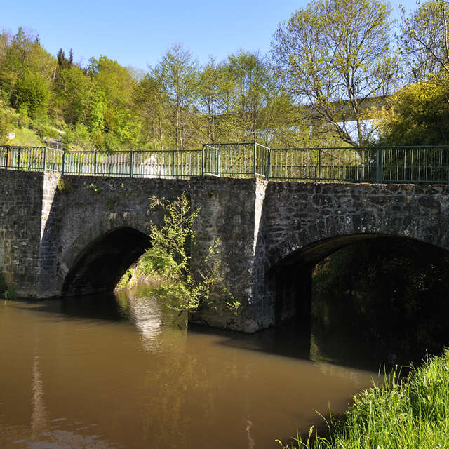 Ponts et Viaducs à Pierre-Buffière