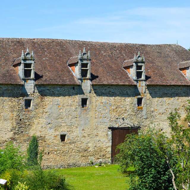 Écuries Renaissance du château des Cars