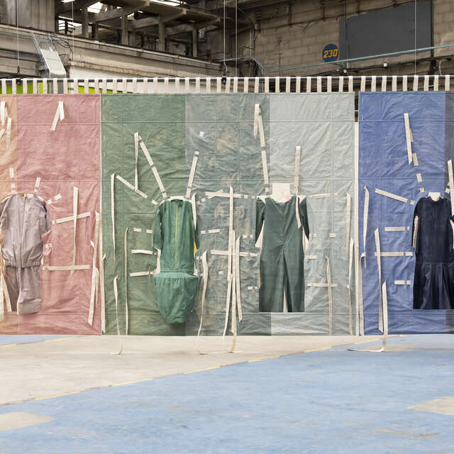 Idiopolis (I-X) - une œuvre de Nefeli Papadimouli au Frac-Artothèque