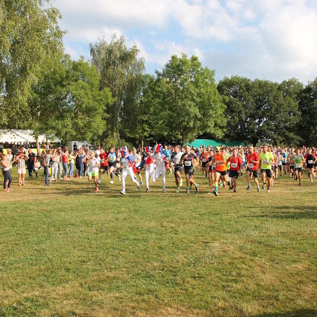 Festival des Bandafolie’s - messe, Bandafoulées, concerts, bodega